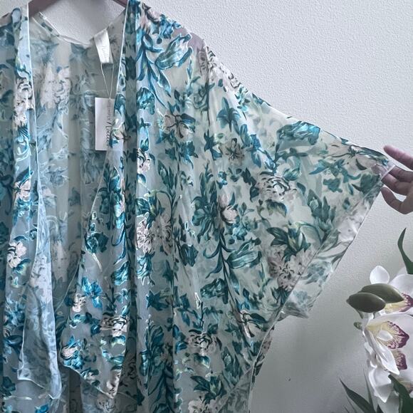 NWT Simply Noelle Green Velvet Floral Cardigan Flutter Sleeve Womens Boho Chic - Picture 3 of 7